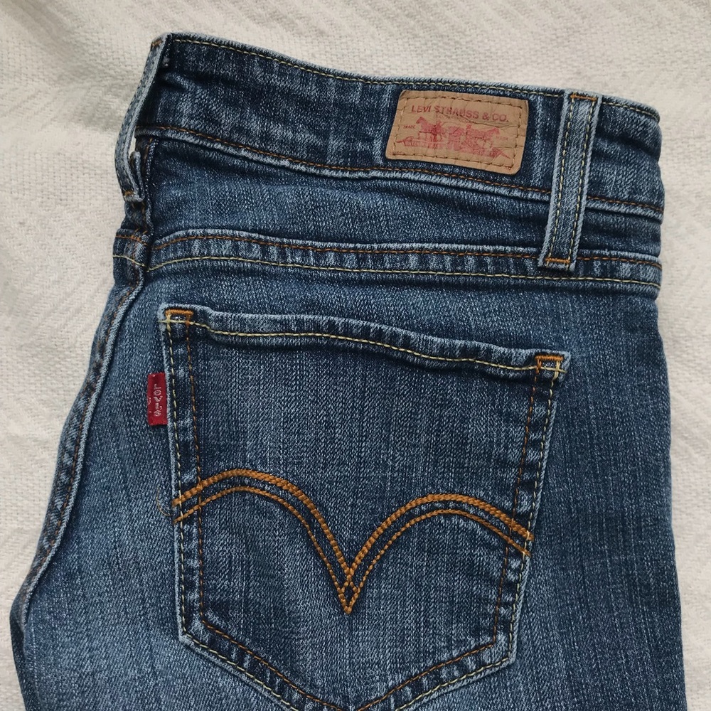 Levi’s Jeans - Picture 3 of 7